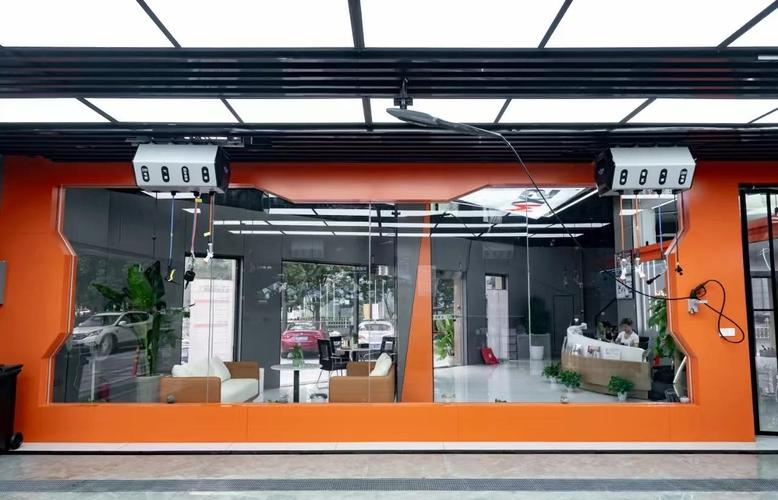 5亿投资建成隐形车衣全产业链超级工厂 产业链投资及咨询指南